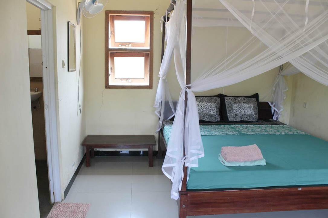Harrys Oceanhouse 2 Pacitan Apartment Екстериор снимка