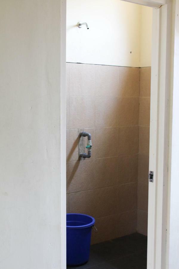 Harrys Oceanhouse 2 Pacitan Apartment Екстериор снимка