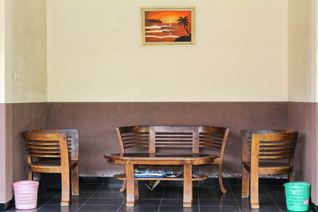 Harrys Oceanhouse 2 Pacitan Apartment Екстериор снимка