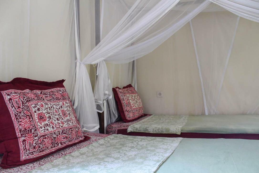 Harrys Oceanhouse 2 Pacitan Apartment Екстериор снимка