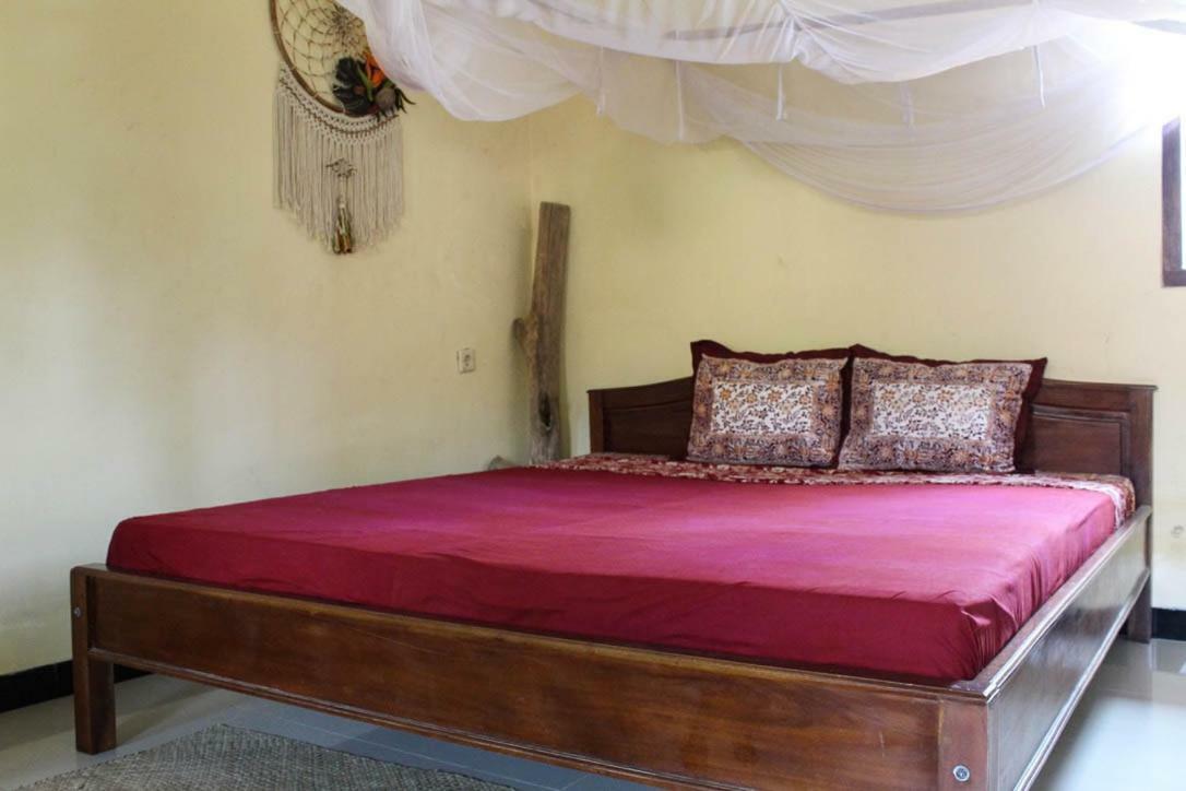 Harrys Oceanhouse 2 Pacitan Apartment Екстериор снимка