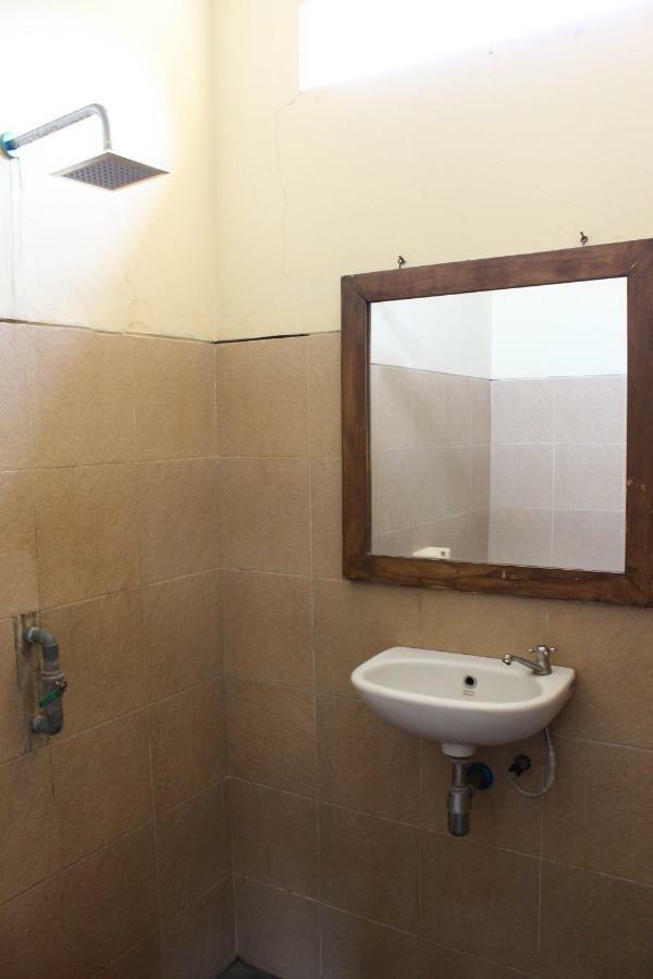 Harrys Oceanhouse 2 Pacitan Apartment Екстериор снимка